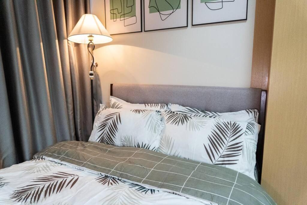 A2J Luxury 2Br Bgc Uptown Suite Near Uptown Mall Manila Exterior foto