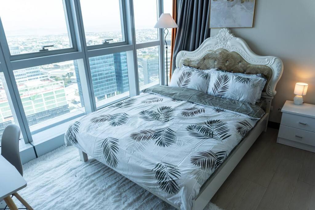 A2J Luxury 2Br Bgc Uptown Suite Near Uptown Mall Manila Exterior foto