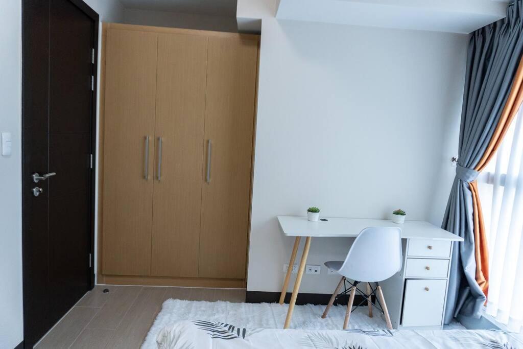 A2J Luxury 2Br Bgc Uptown Suite Near Uptown Mall Manila Exterior foto