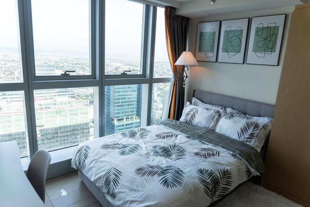 A2J Luxury 2Br Bgc Uptown Suite Near Uptown Mall Manila Exterior foto