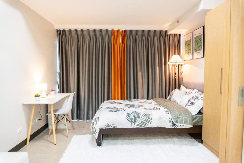 A2J Luxury 2Br Bgc Uptown Suite Near Uptown Mall Manila Exterior foto