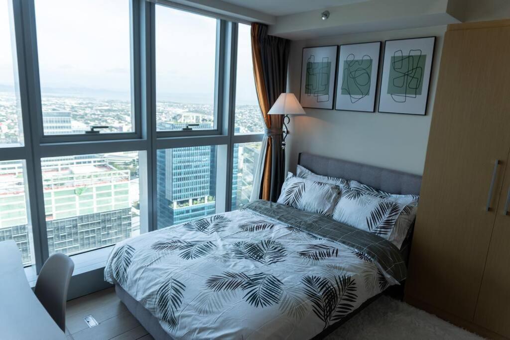A2J Luxury 2Br Bgc Uptown Suite Near Uptown Mall Manila Exterior foto