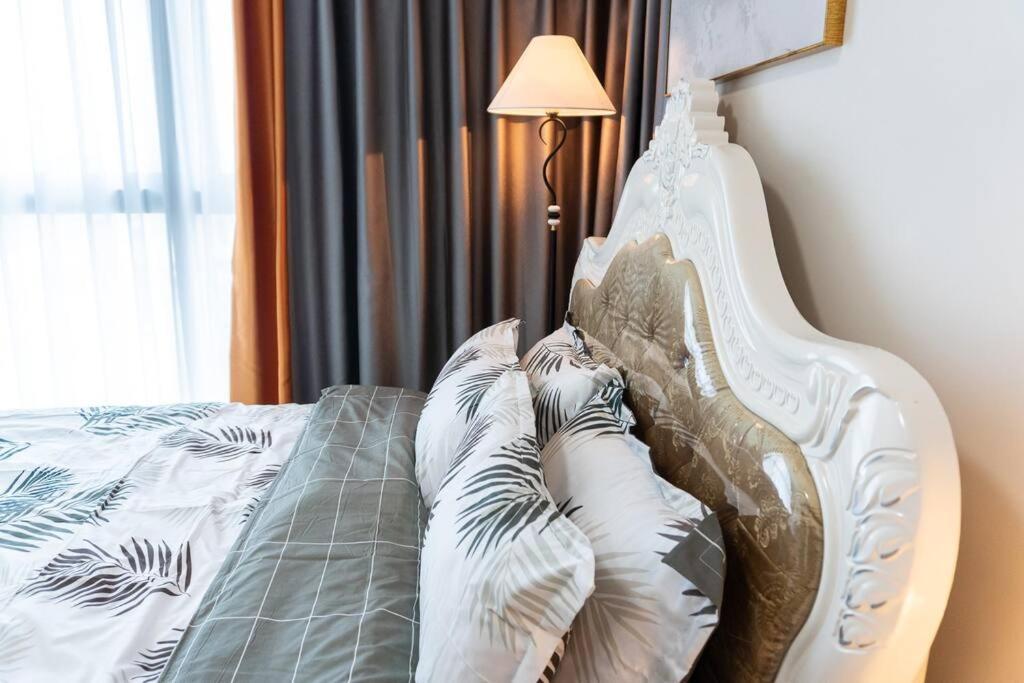 A2J Luxury 2Br Bgc Uptown Suite Near Uptown Mall Manila Exterior foto